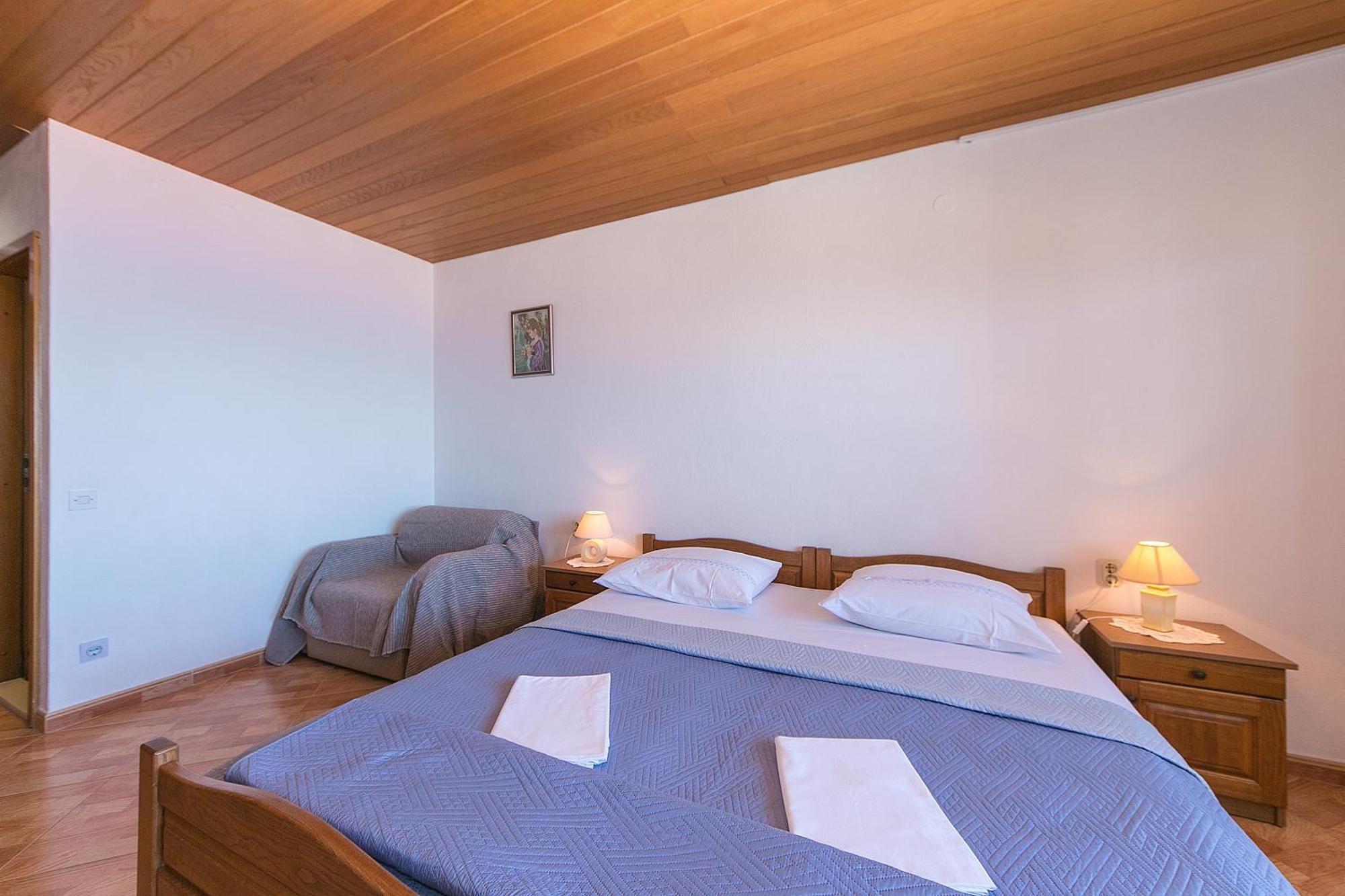 Apartments And Rooms By The Sea Brela, Makarska - 2752 Room photo