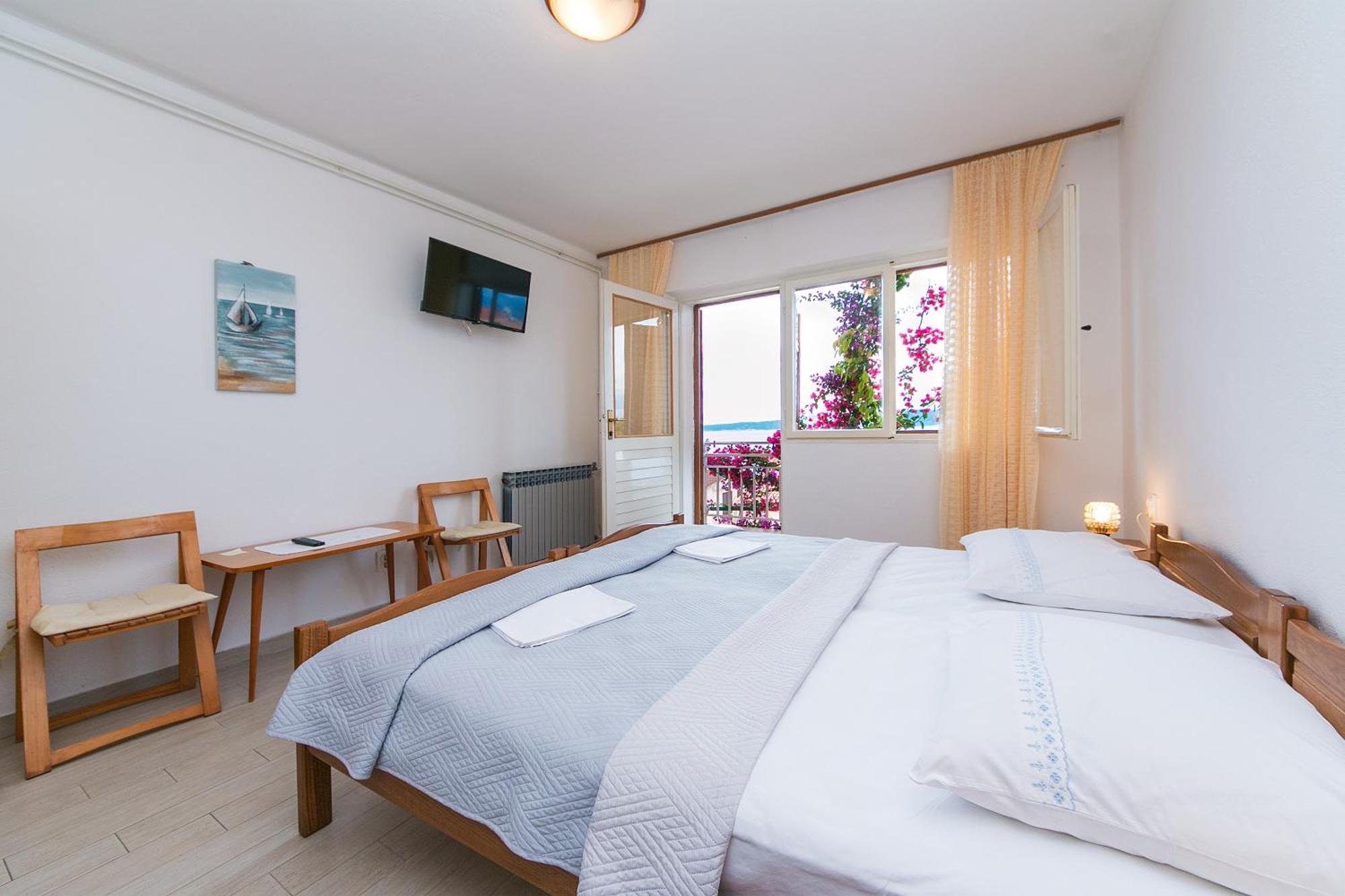 Apartments And Rooms By The Sea Brela, Makarska - 2752 Room photo